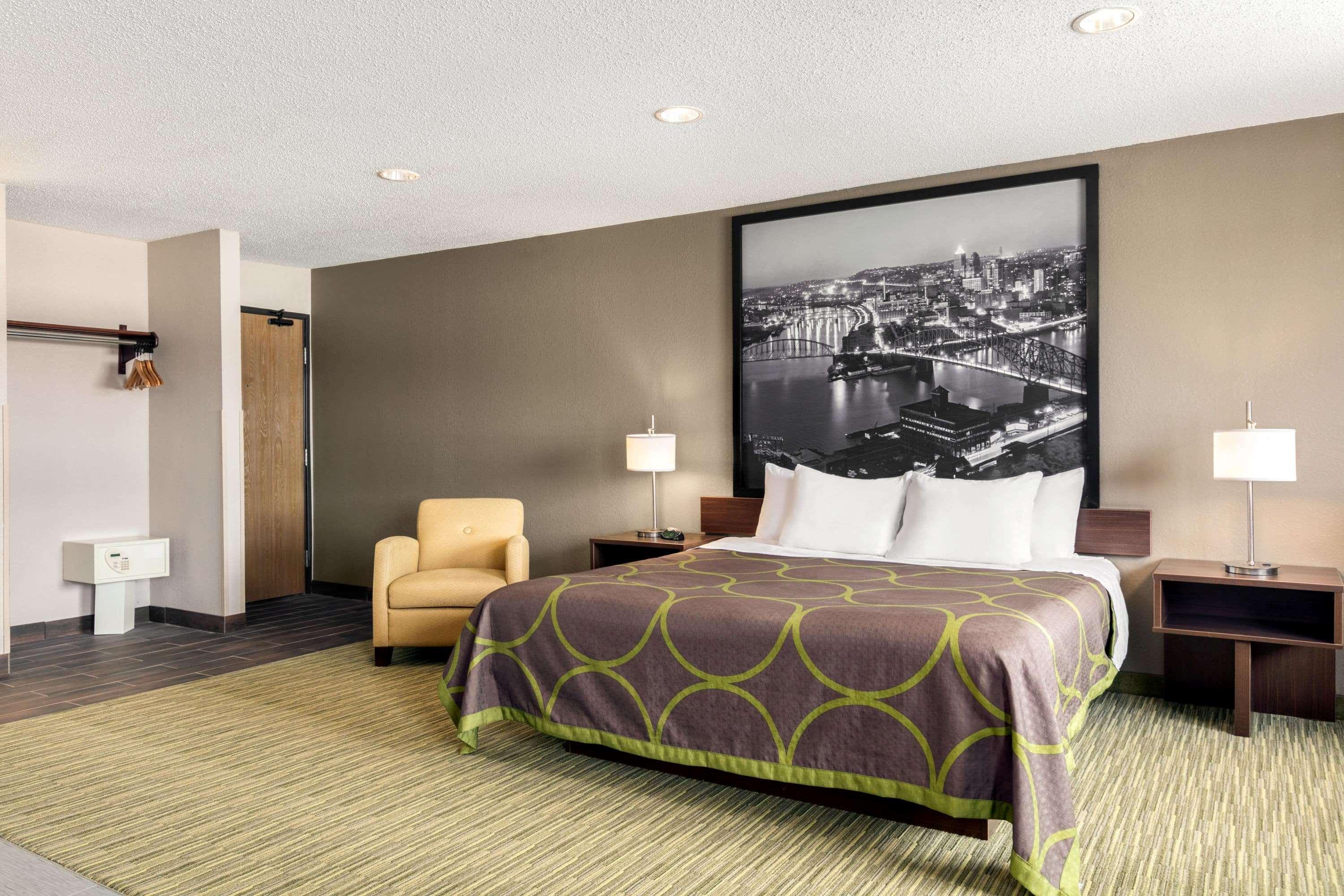 Super 8 By Wyndham 2*